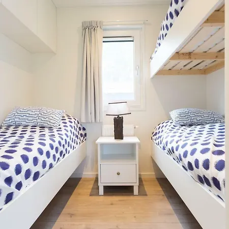 Lv Deluxe 5 Personen אתר נופש